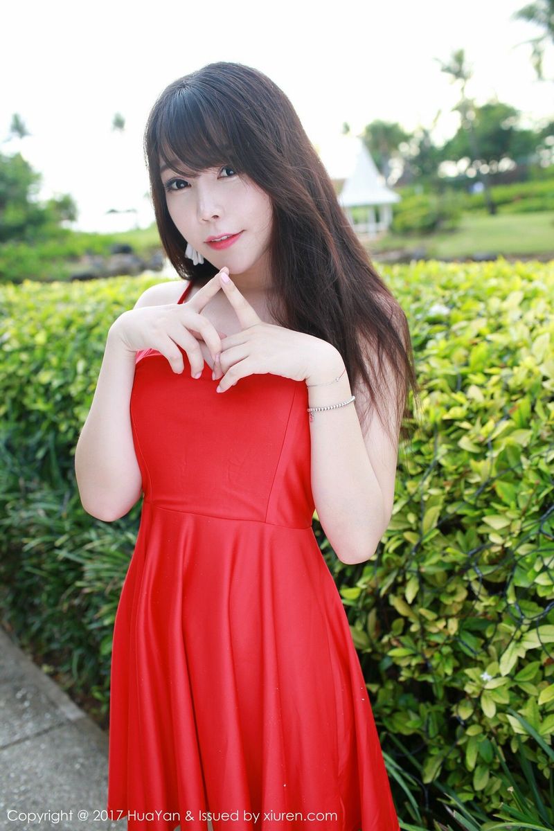 性感美女模特芝芝Booty雨中红色连衣裙塞班岛首套写真