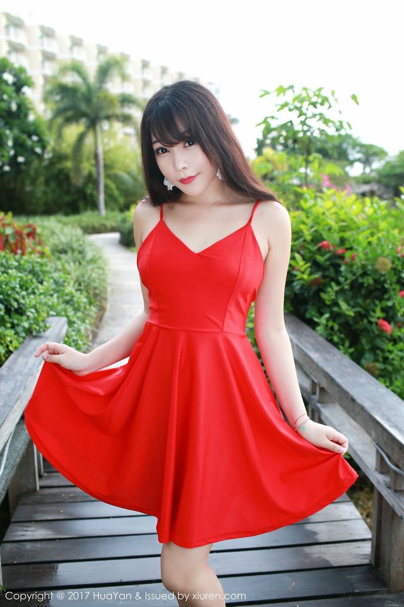 性感美女模特芝芝Booty雨中红色连衣裙塞班岛首套写真