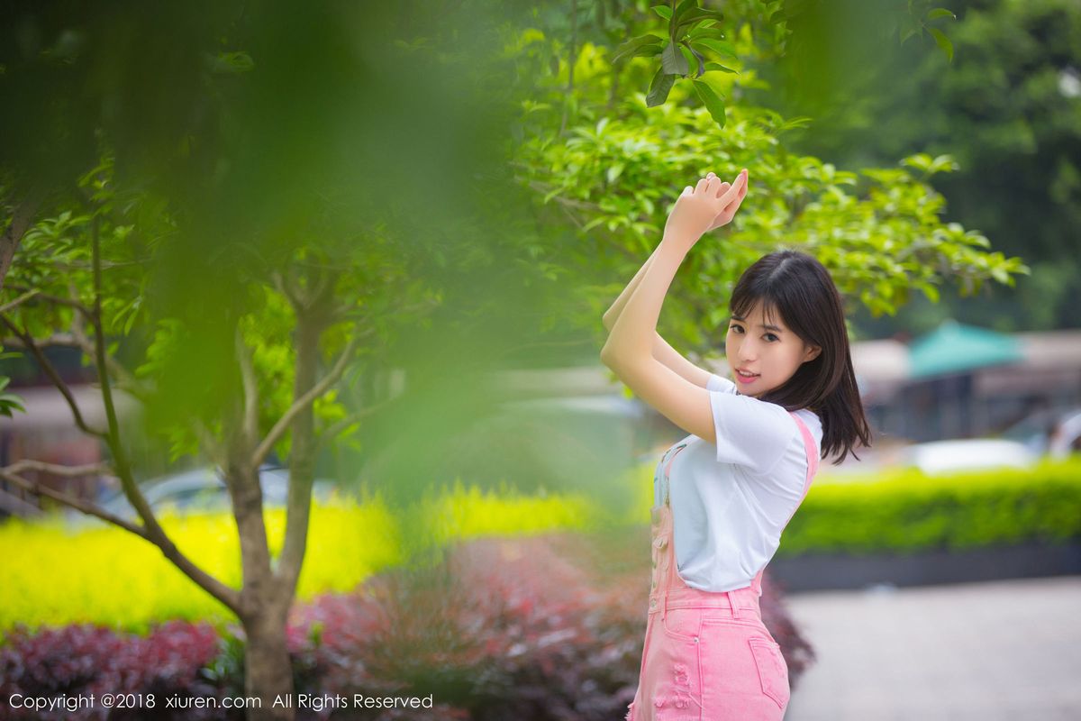 美女嫩模艾栗栗栗栗栗栗吖性感情趣内衣清新美腿套图