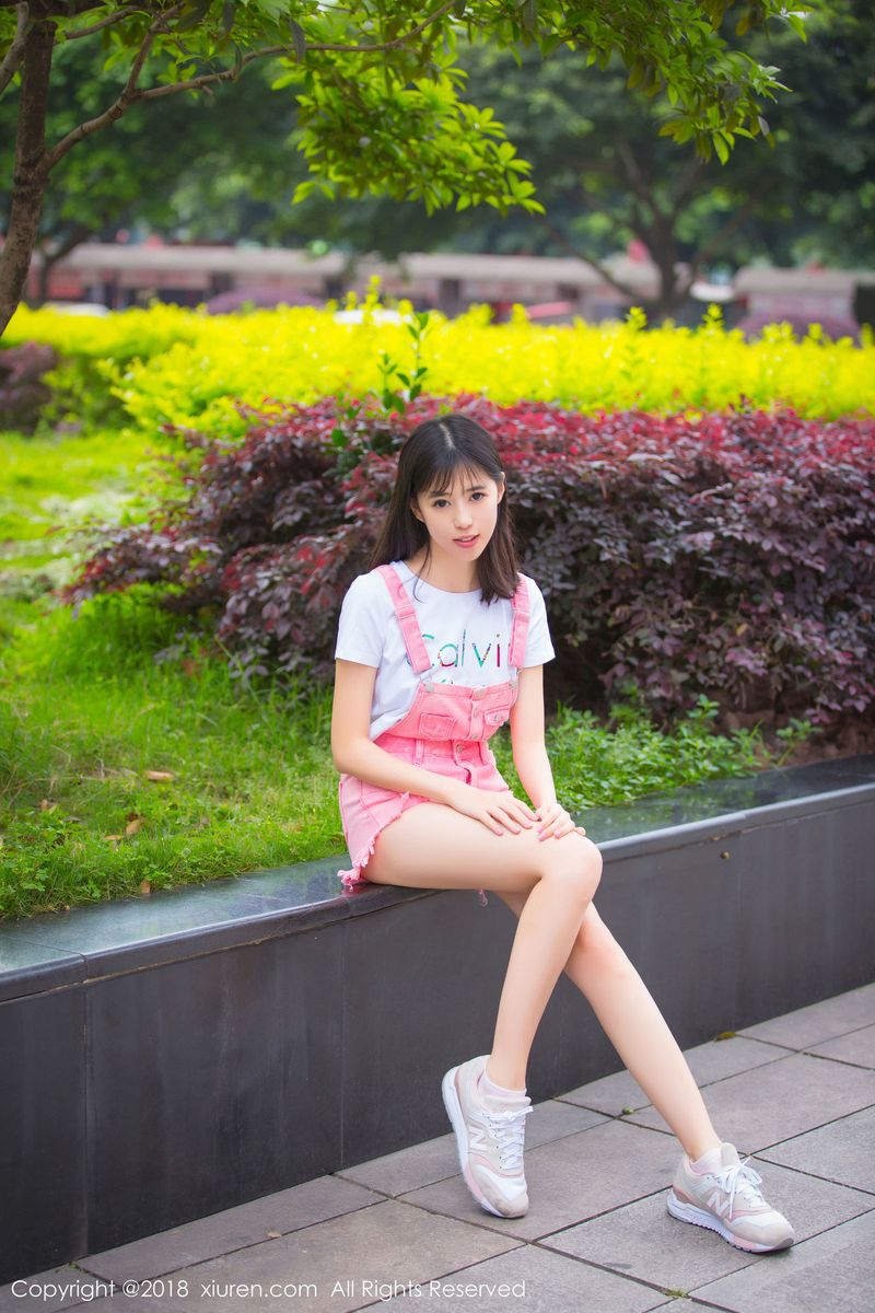 美女嫩模艾栗栗栗栗栗栗吖性感情趣内衣清新美腿套图