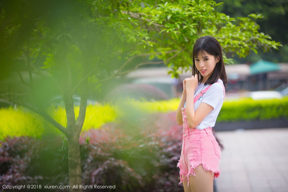 美女嫩模艾栗栗栗栗栗栗吖性感情趣内衣清新美腿套图