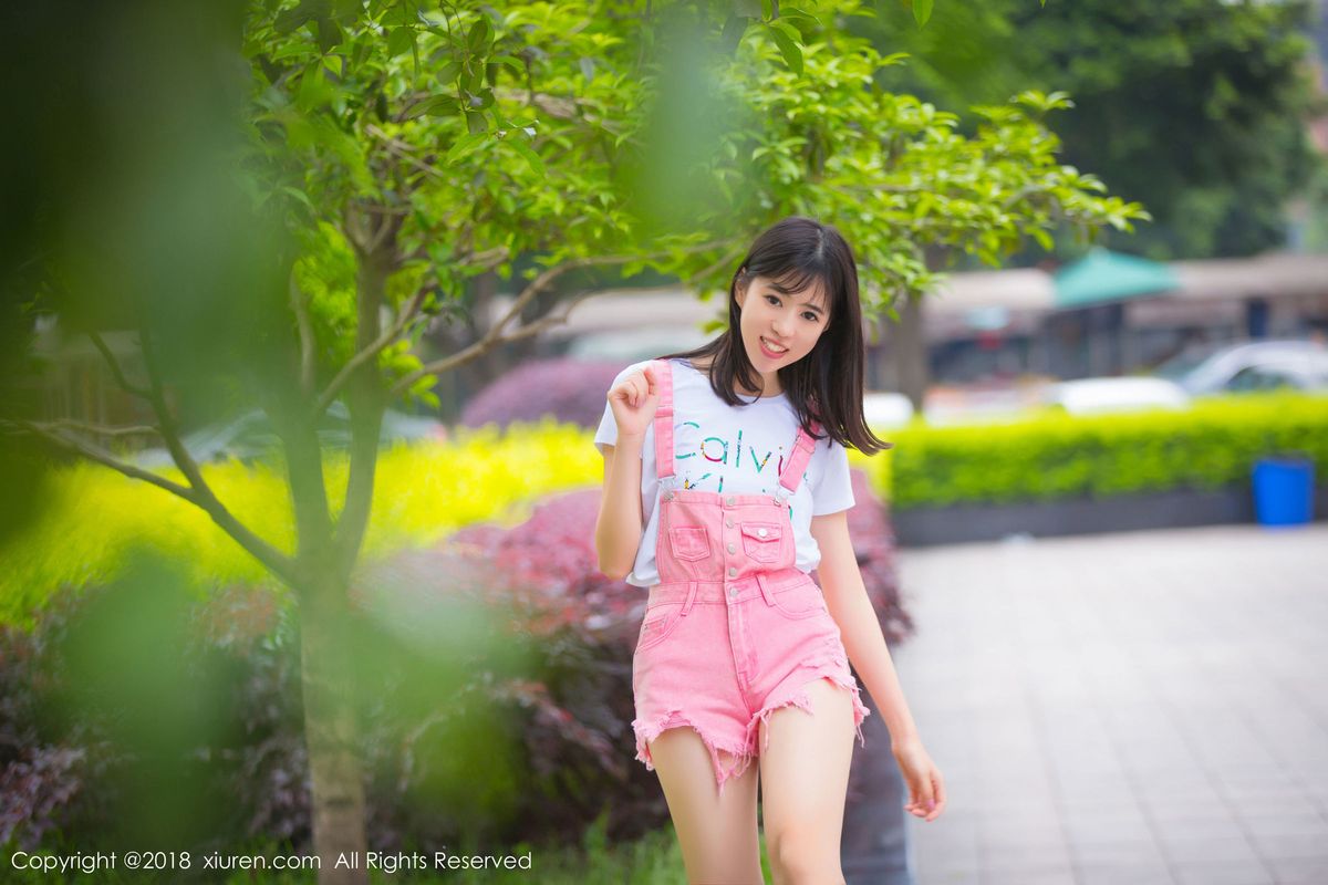 美女嫩模艾栗栗栗栗栗栗吖性感情趣内衣清新美腿套图