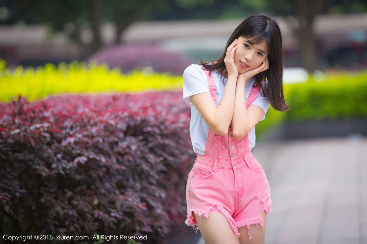 美女嫩模艾栗栗栗栗栗栗吖性感情趣内衣清新美腿套图
