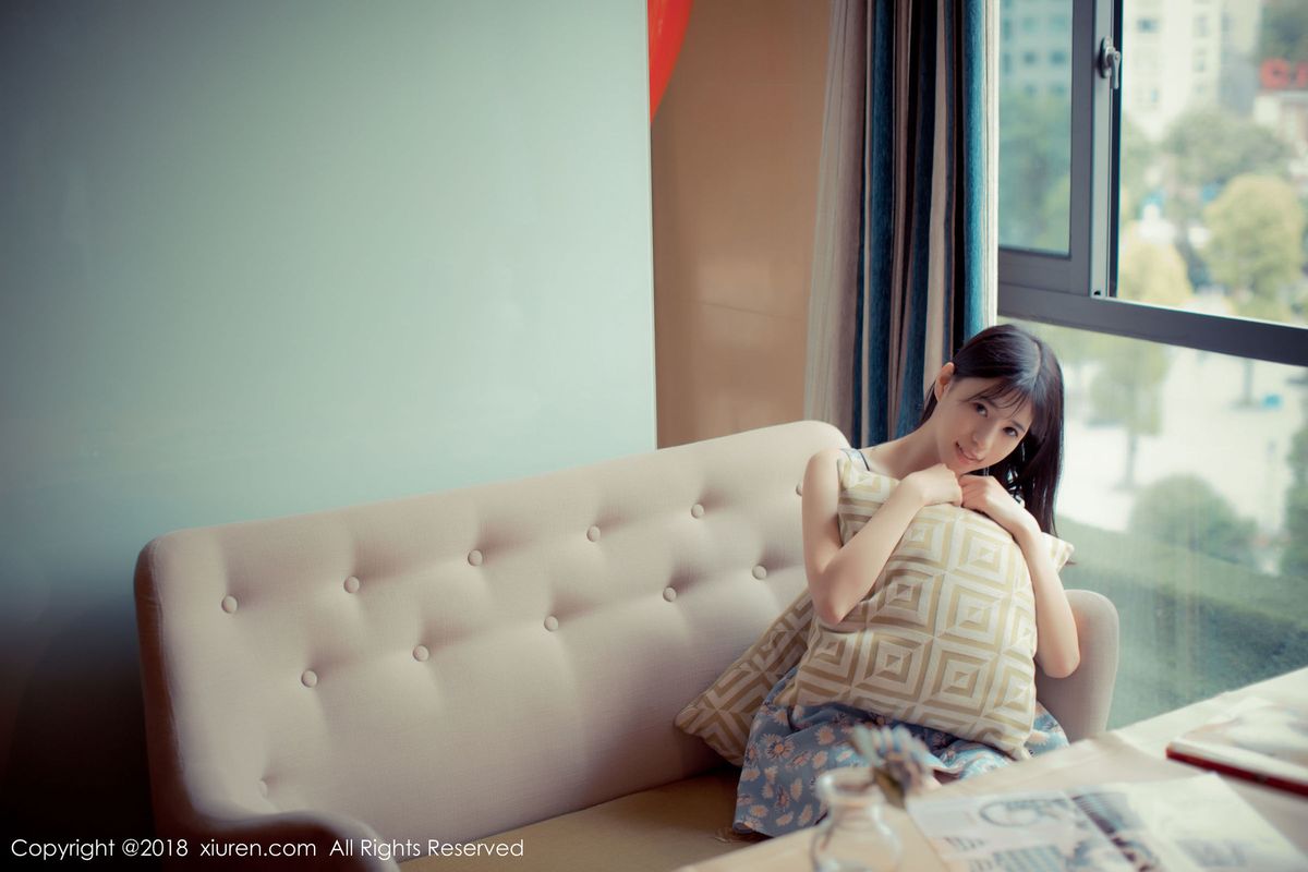 美女模特艾栗栗栗栗栗栗吖撩人姿势媚态十足私房魅惑写真