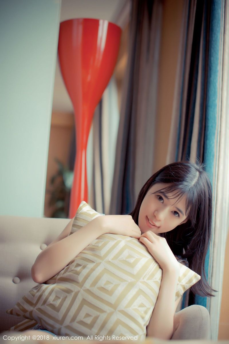 美女模特艾栗栗栗栗栗栗吖撩人姿势媚态十足私房魅惑写真