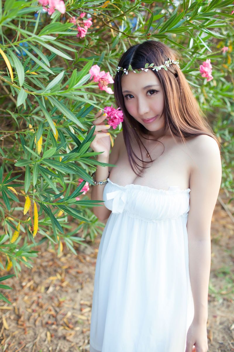 网络红人晓茜sunny童颜巨乳大尺度厦门户外之旅