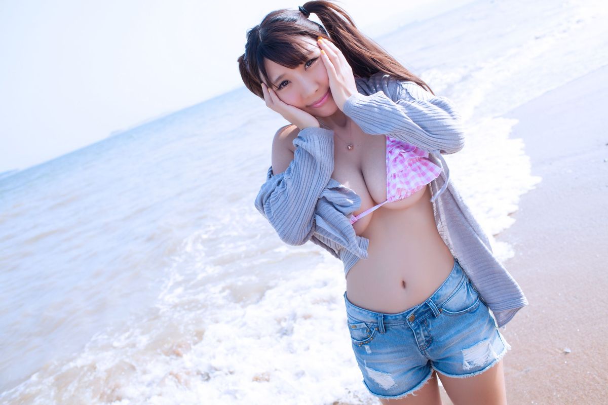 美女模特晓茜sunny童颜巨乳沙滩比基尼诱惑厦门之旅
