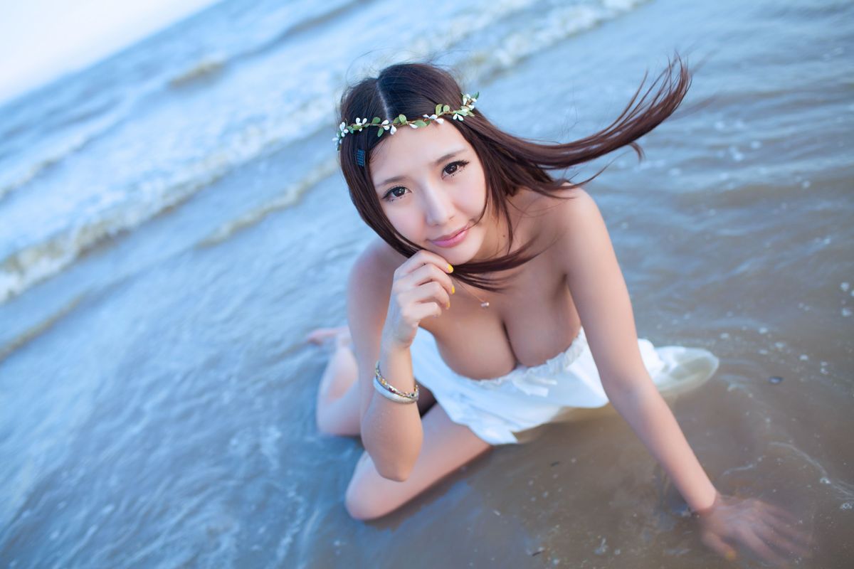 网络红人晓茜sunny童颜巨乳大尺度厦门户外之旅
