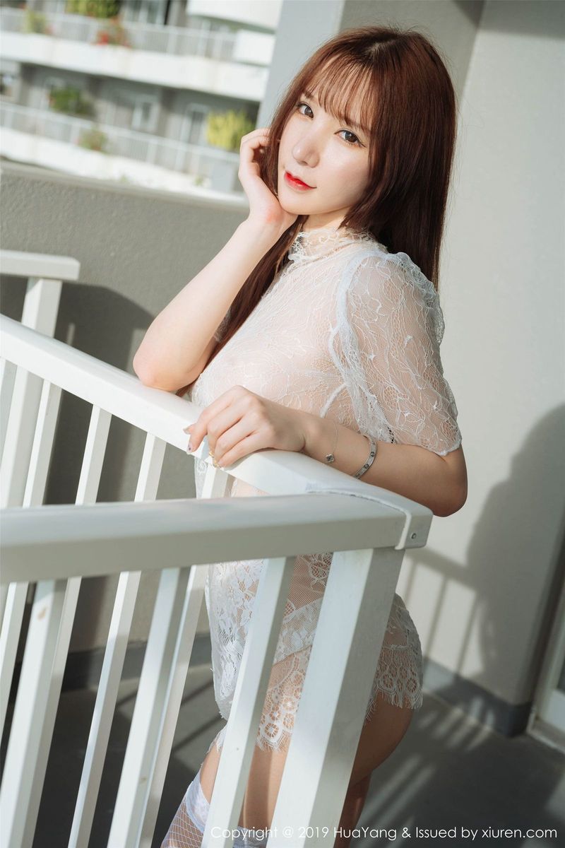性感女神周于希Sandy蕾丝内衣&蕾丝网袜写真