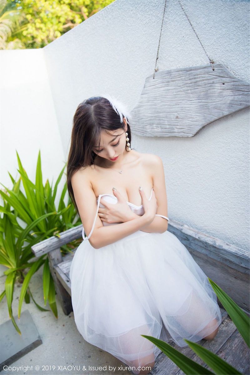 性感女神杨晨晨sugar户外镂空内衣&薄纱吊裙系列马尔代夫旅拍