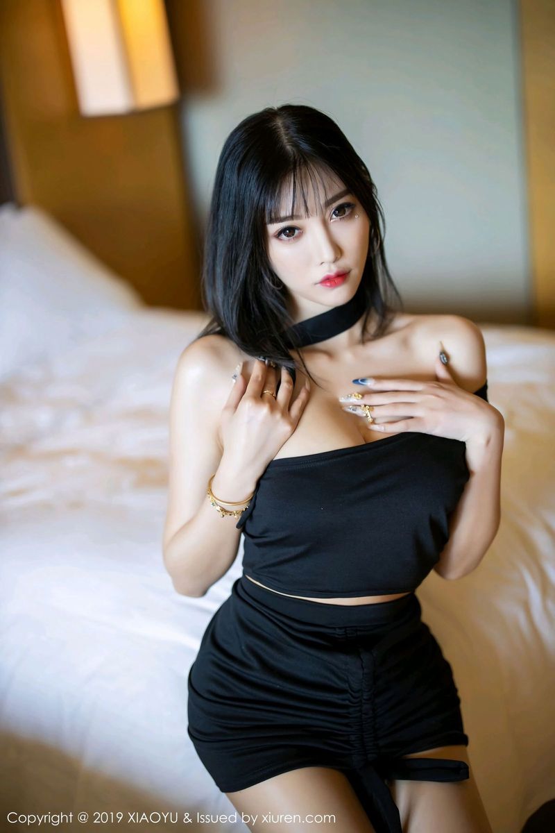 性感女神杨晨晨sugar黑丝美腿&内衣诱惑海南岛心愿旅拍
