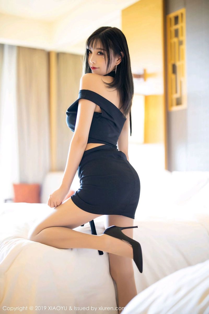 性感女神杨晨晨sugar黑丝美腿&内衣诱惑海南岛心愿旅拍