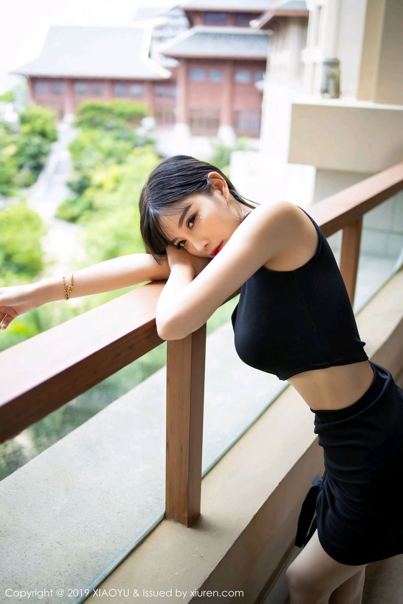性感女神杨晨晨sugar黑丝美腿&内衣诱惑海南岛心愿旅拍