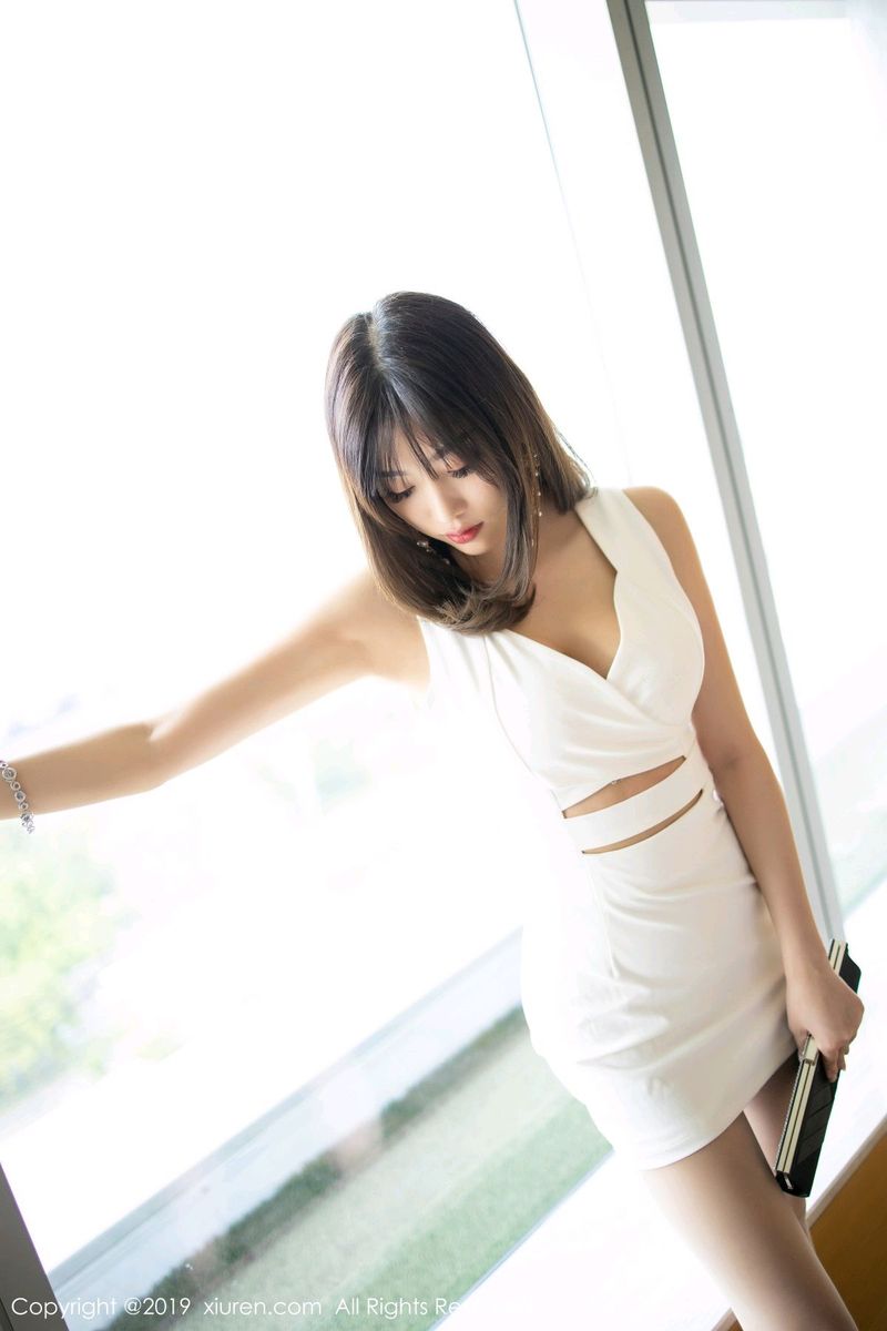 性感女神杨晨晨sugar职场OL修长美腿足量写真