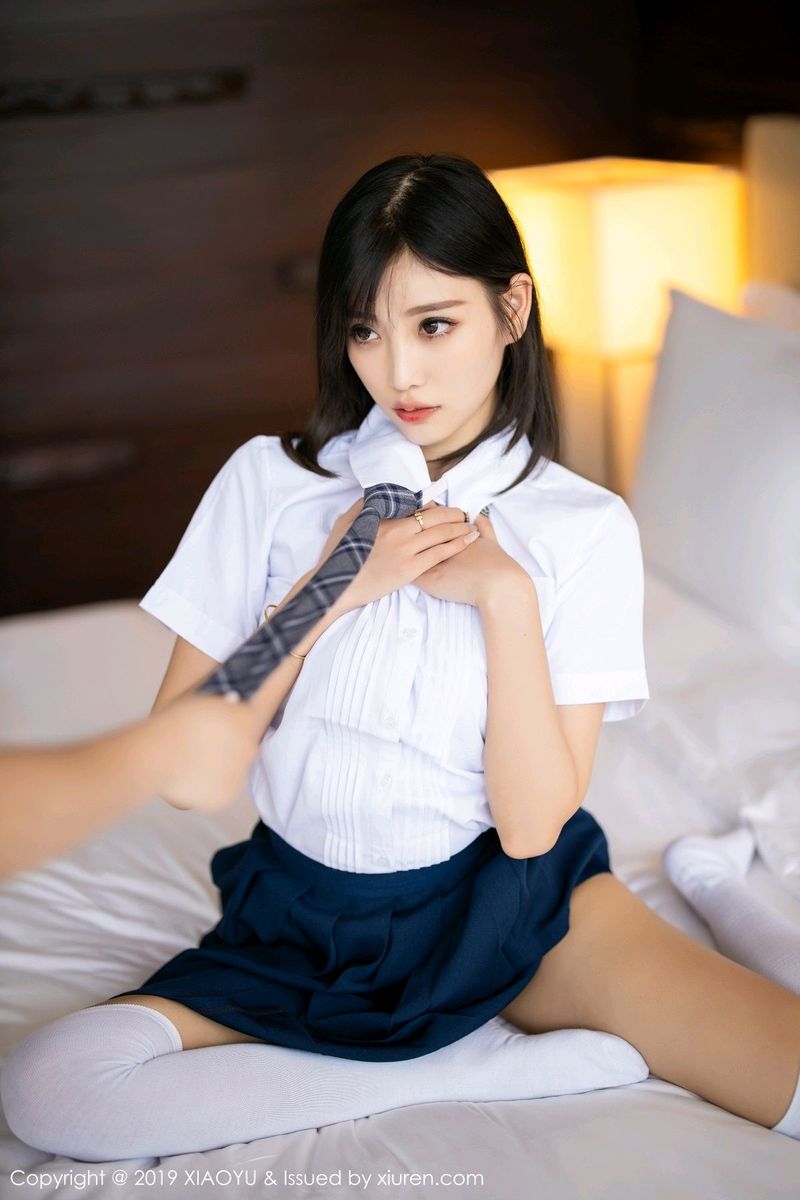 性感女神杨晨晨sugar清纯学生装&湿身内衣诱惑心愿旅拍