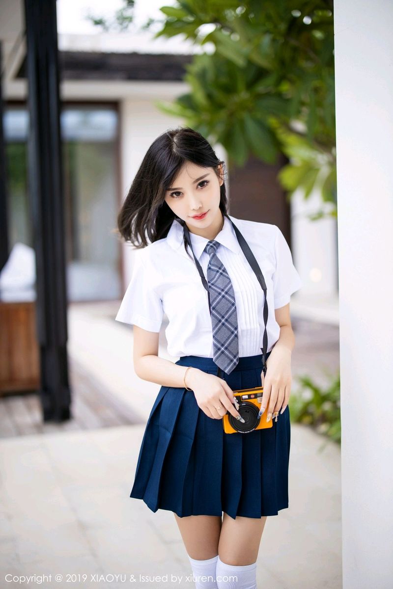性感女神杨晨晨sugar清纯学生装&湿身内衣诱惑心愿旅拍