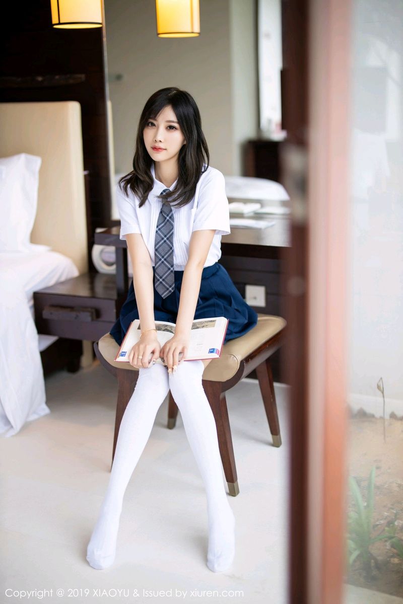 性感女神杨晨晨sugar清纯学生装&湿身内衣诱惑心愿旅拍