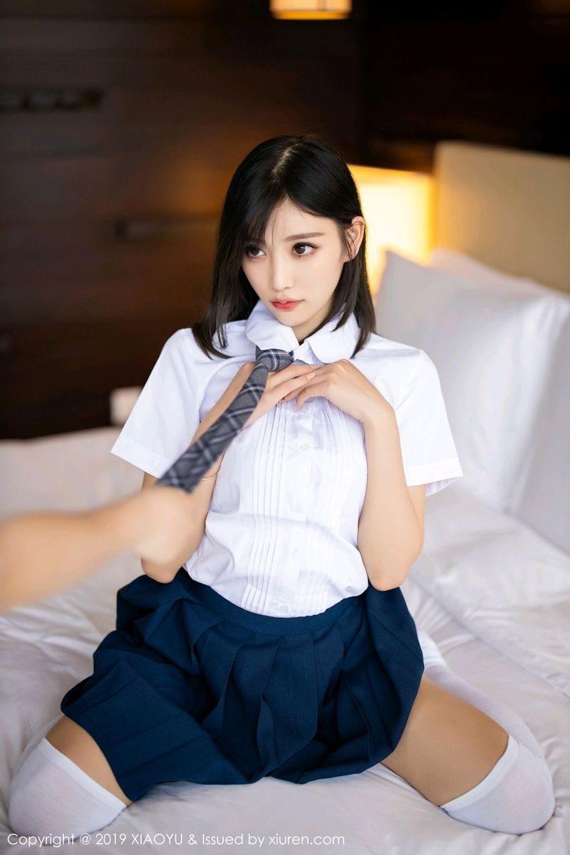 性感女神杨晨晨sugar清纯学生装&湿身内衣诱惑心愿旅拍