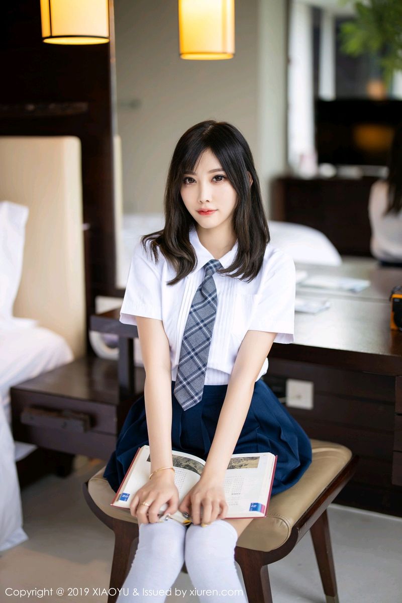 性感女神杨晨晨sugar清纯学生装&湿身内衣诱惑心愿旅拍