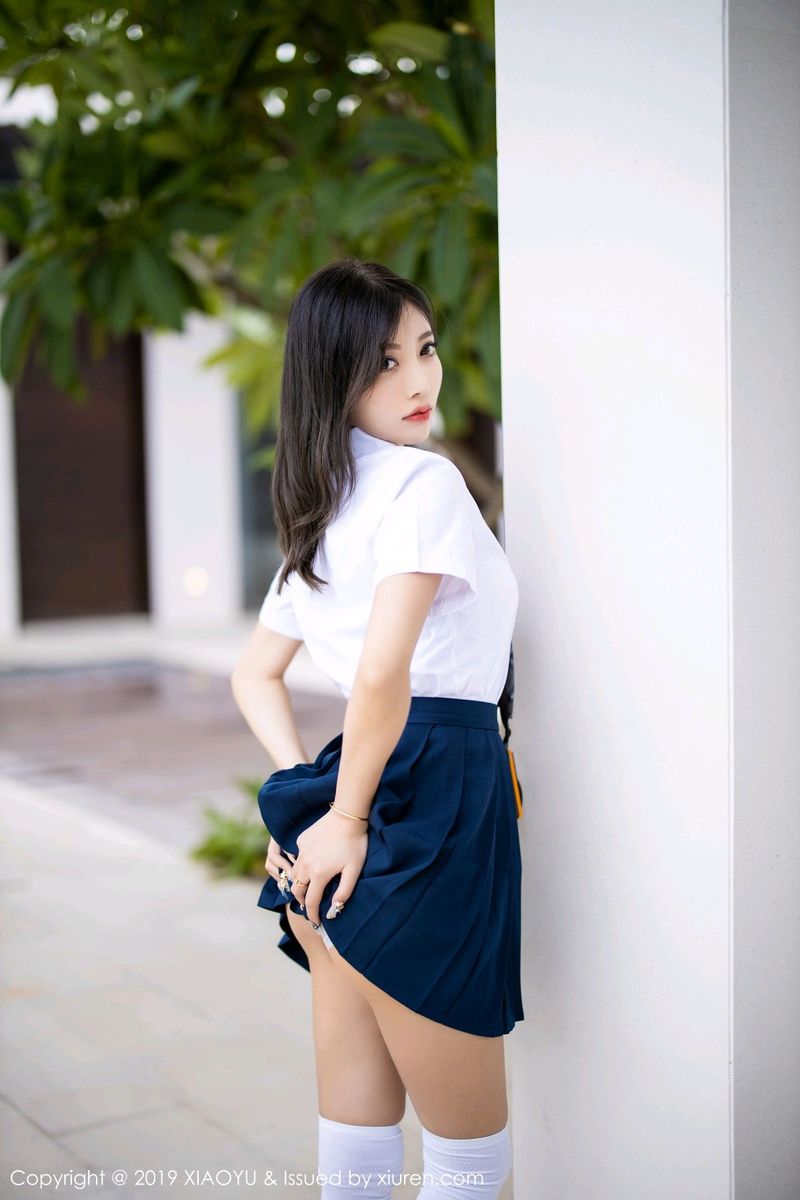 性感女神杨晨晨sugar清纯学生装&湿身内衣诱惑心愿旅拍