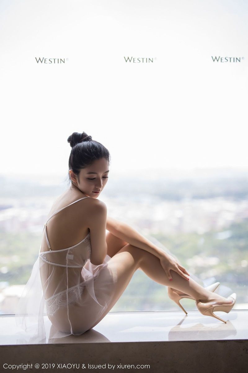 性感女神Angela喜欢猫丝袜美腿透视情趣内衣魅惑写真