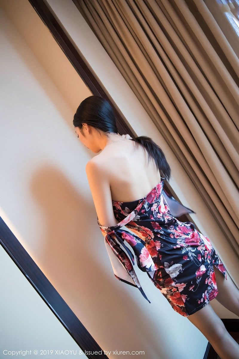 性感女神Angela喜欢猫丝袜美腿透视情趣内衣魅惑写真