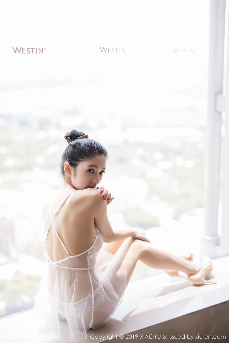性感女神Angela喜欢猫丝袜美腿透视情趣内衣魅惑写真