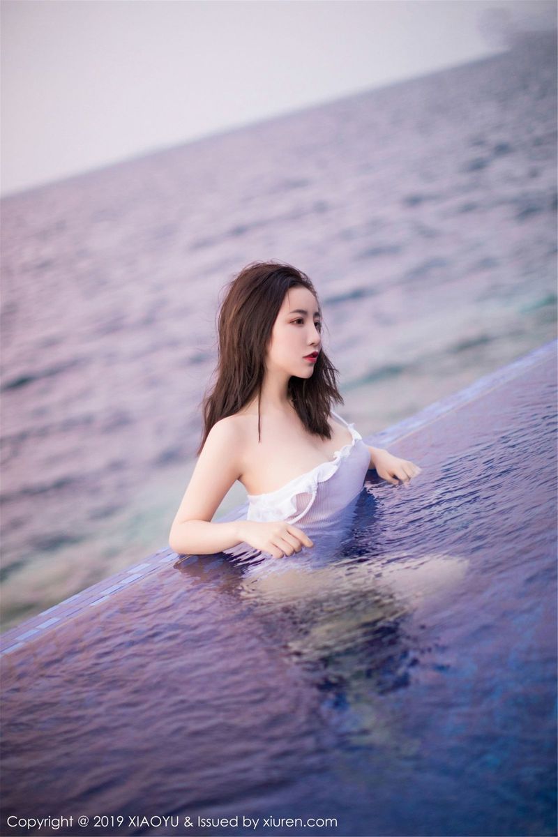 性感女神绯月樱-Cherry比基尼湿身诱惑马尔代夫旅拍