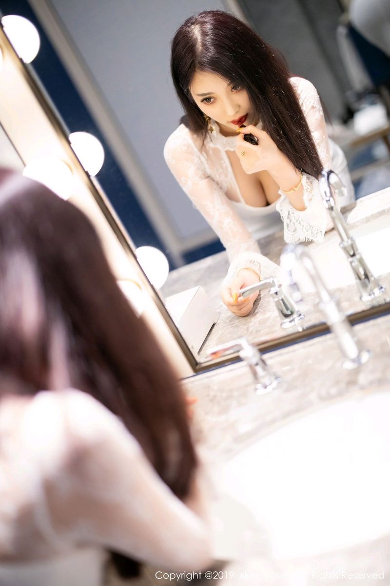 性感女神杨晨晨sugar典雅长裙修长美腿足量写真