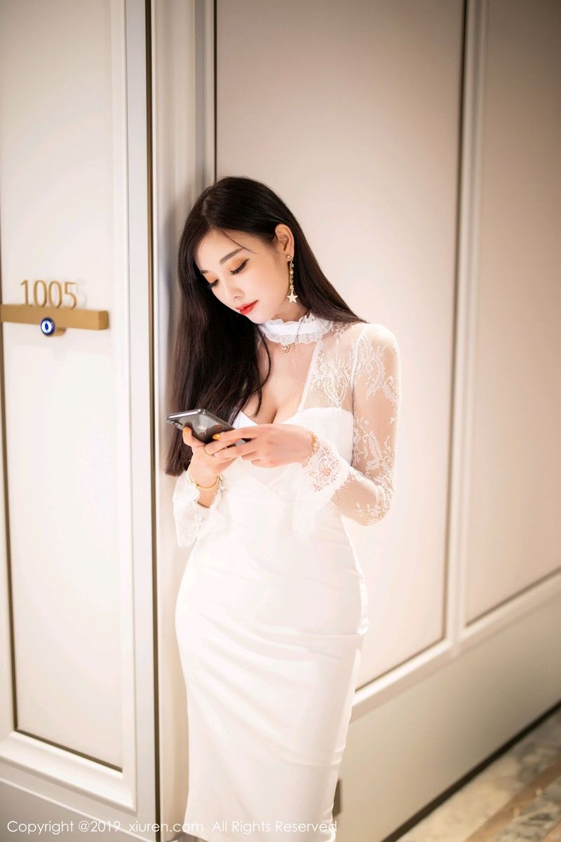 性感女神杨晨晨sugar典雅长裙修长美腿足量写真