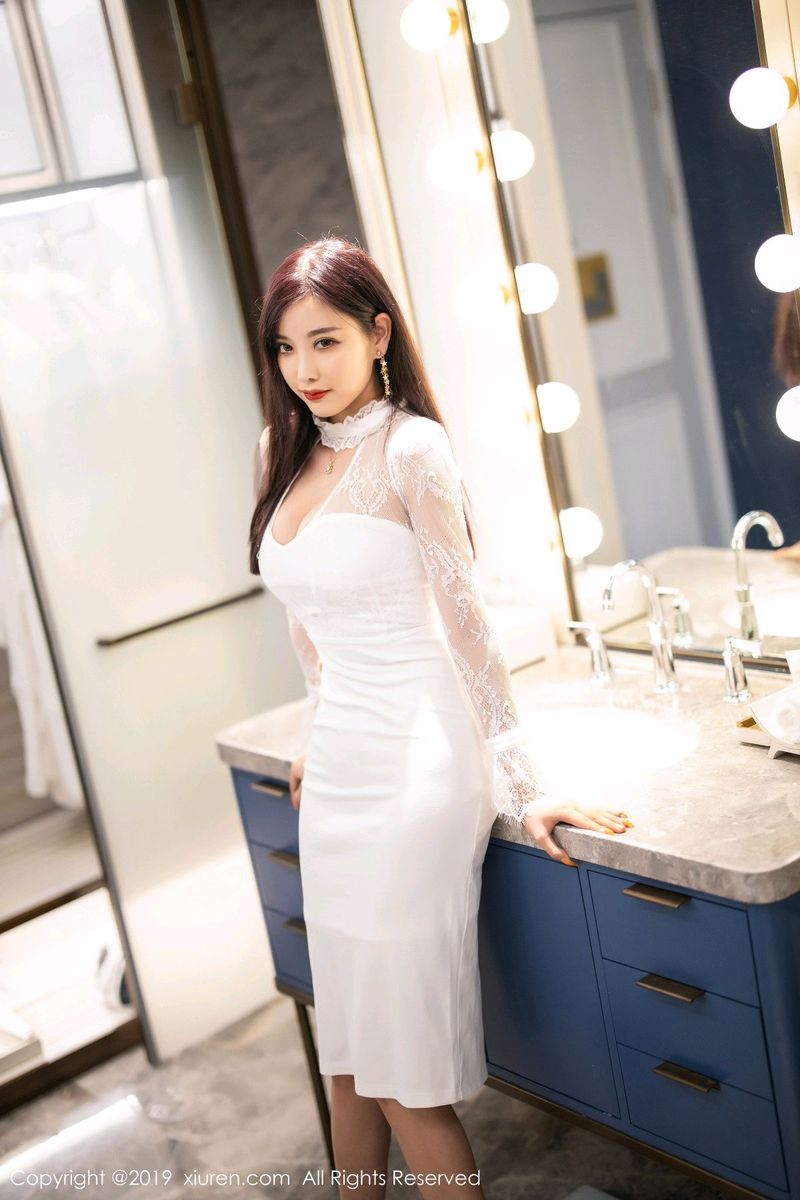 性感女神杨晨晨sugar典雅长裙修长美腿足量写真