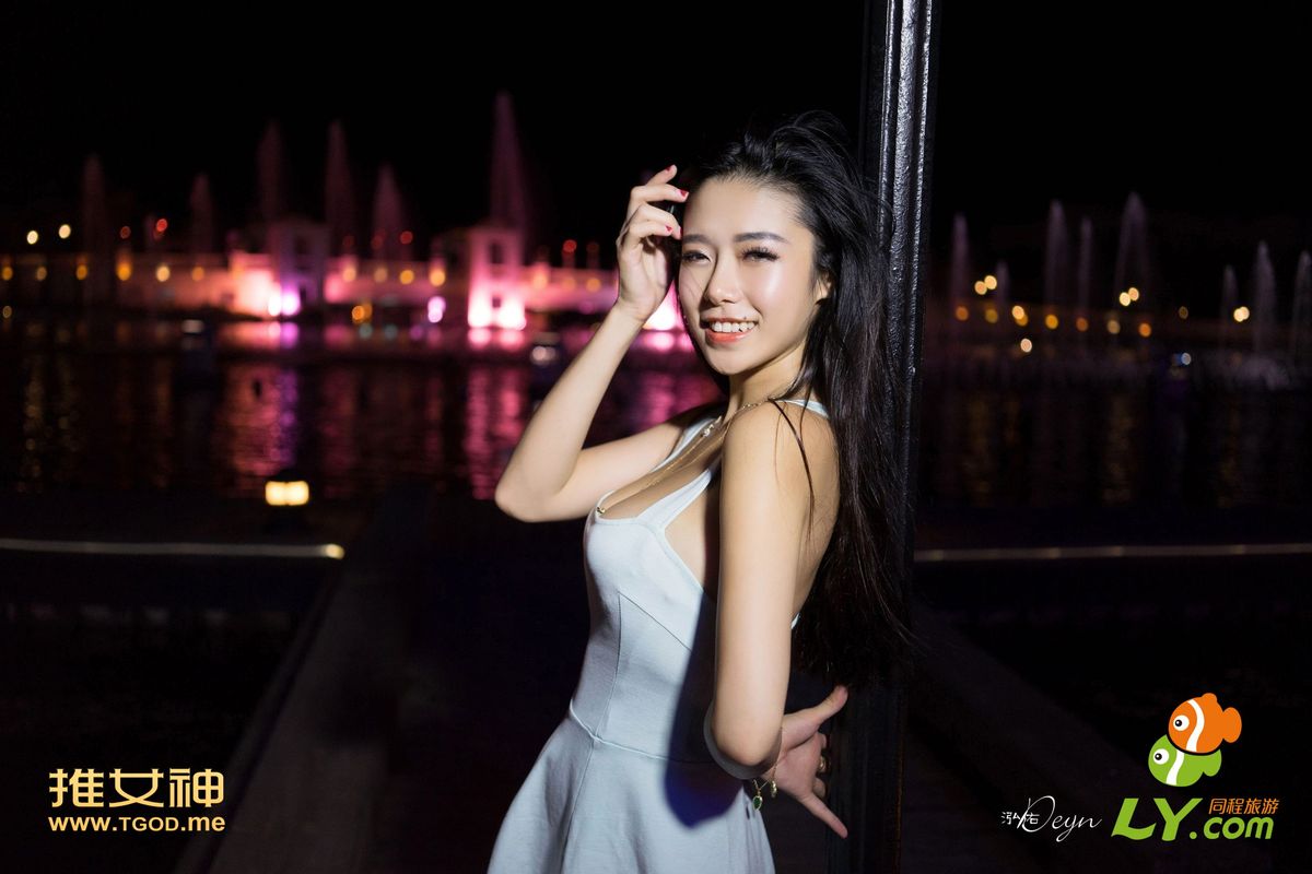 美女模特本能Luvian沙滩比基尼诱惑沙巴旅拍第一弹