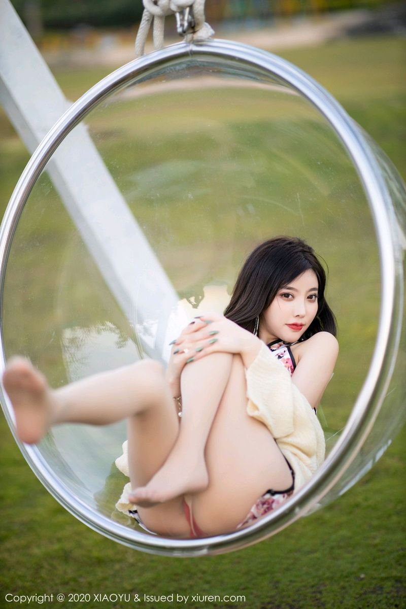 性感女神杨晨晨sugar古典旗袍&丝袜美腿室外写真