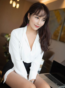 [XIUREN秀人网] 美女模特陶喜乐_lele白衬衫黑丝美腿制服诱惑足量写真