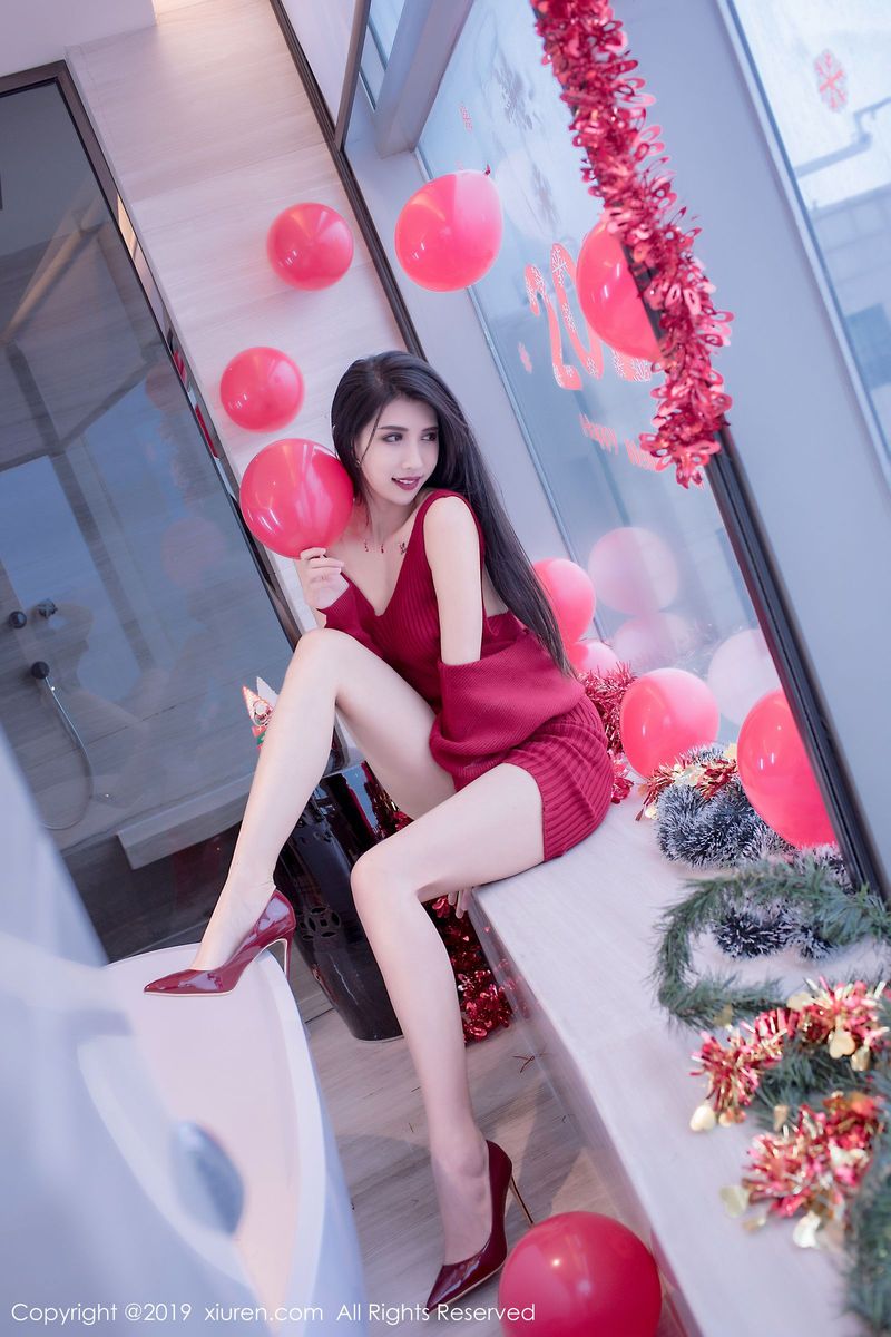 性感女神葛征Model深V连衣裙&圣诞装扮新年主题