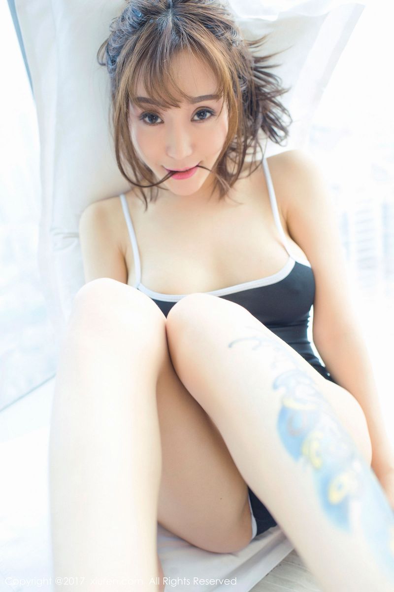 美女网红顾灿酒店睡袍推到系列+连体比基尼套图