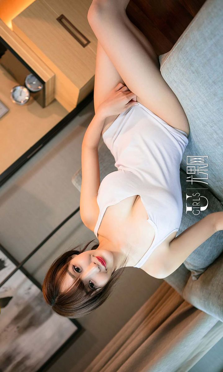 美女模特顾籼/小籼女白皙美胸情趣内衣诱惑套图