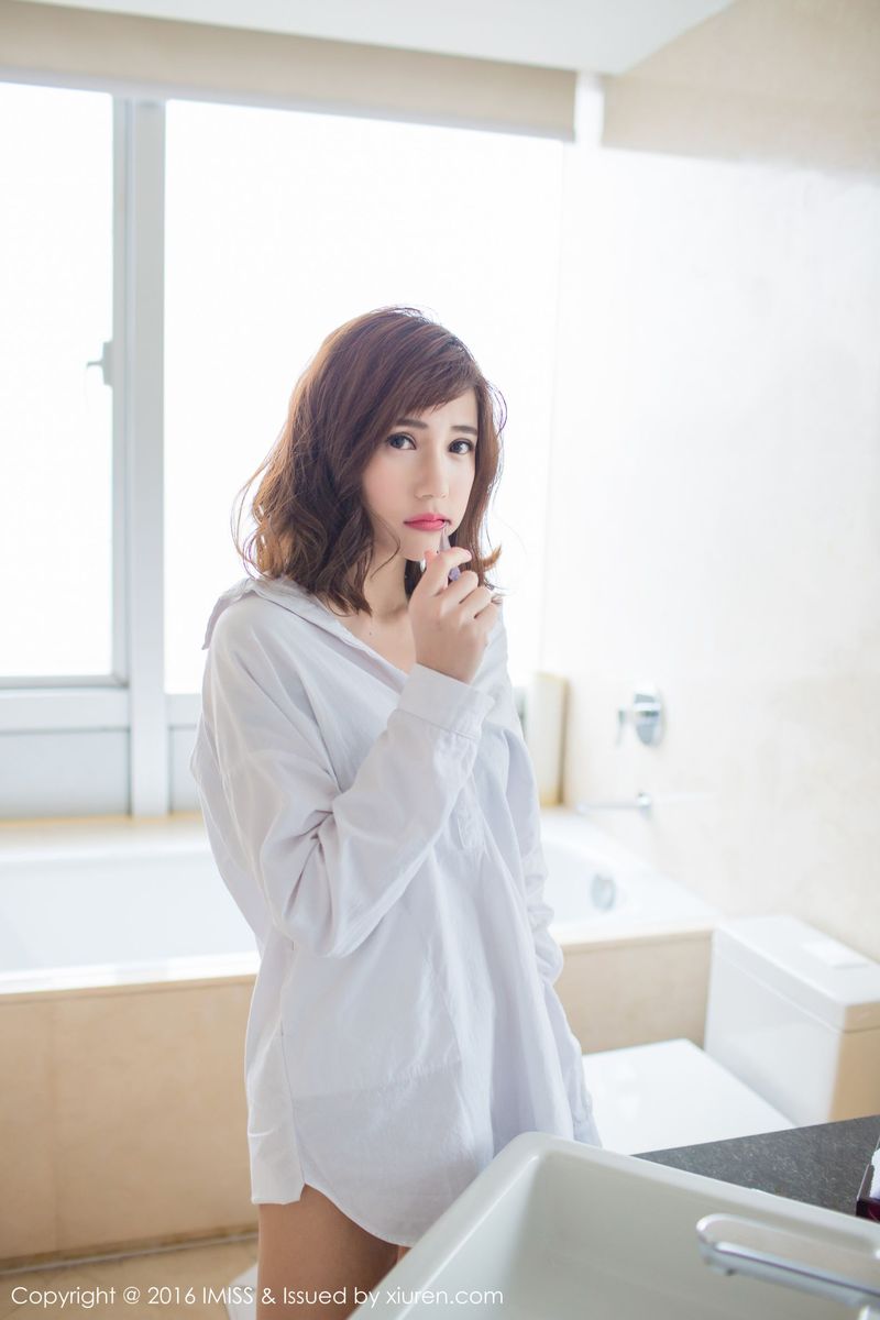 性感女神陈天扬Sandy黑丝美腿居家气质私拍