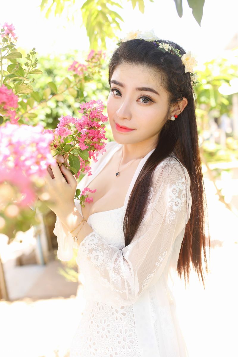 美女模特容容容Alice海边沙滩比基尼涠洲岛唯美旅拍