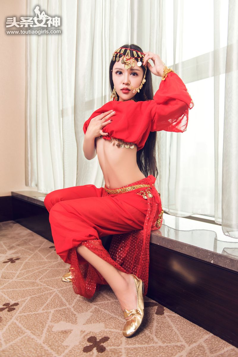 美女模特韩秀冉情深眸语舞动灵魂性感大尺度写真