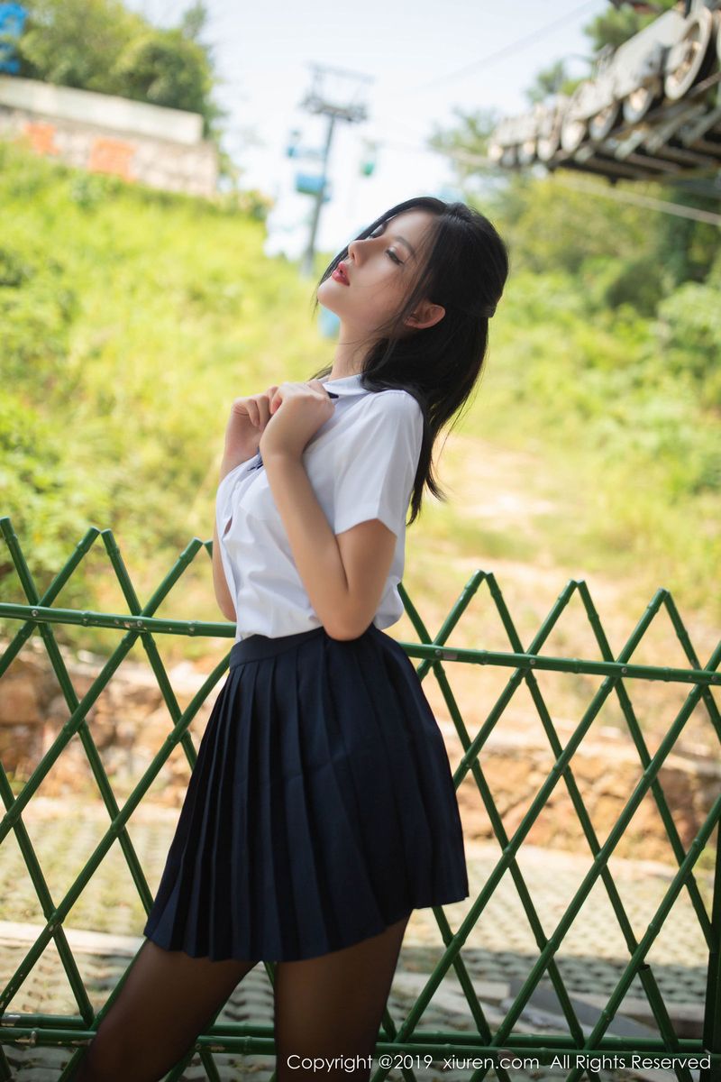 美女模特就是阿朱啊黑丝美腿不良学生主题写真