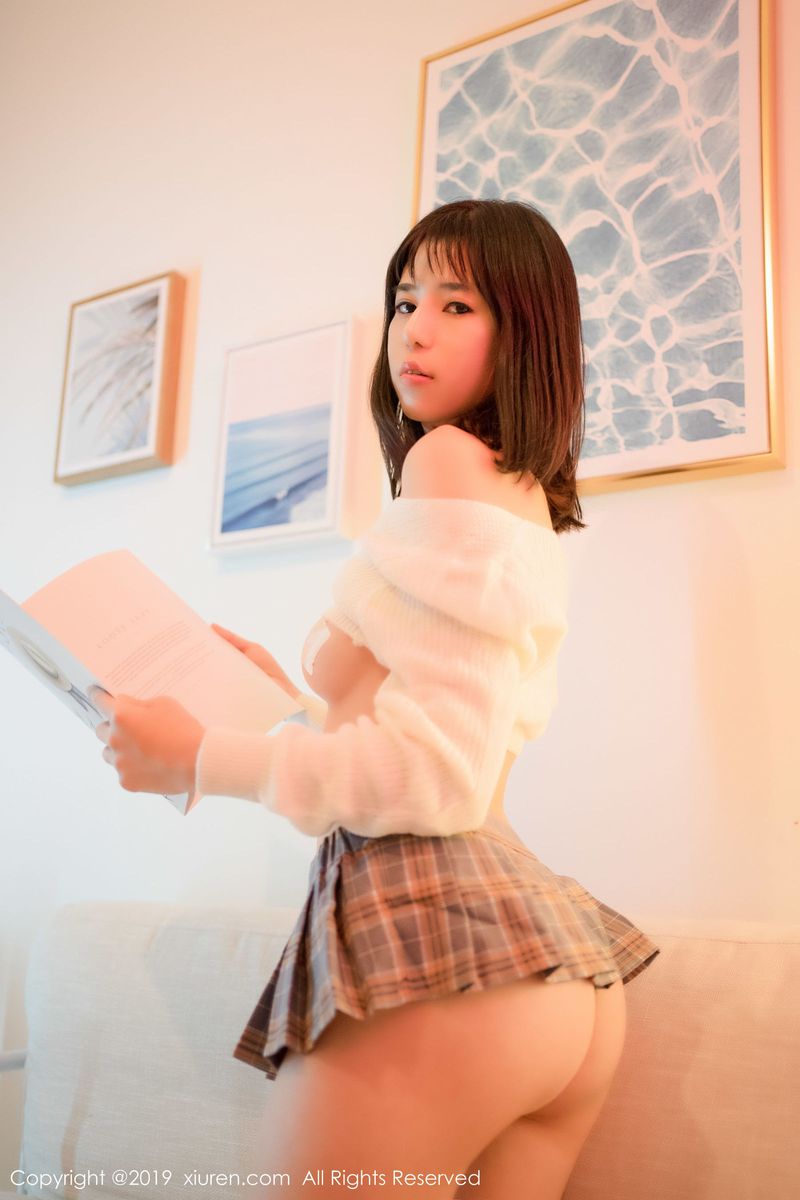 性感女神艾栗栗栗栗栗栗吖清透内衣与学生制服系列写真