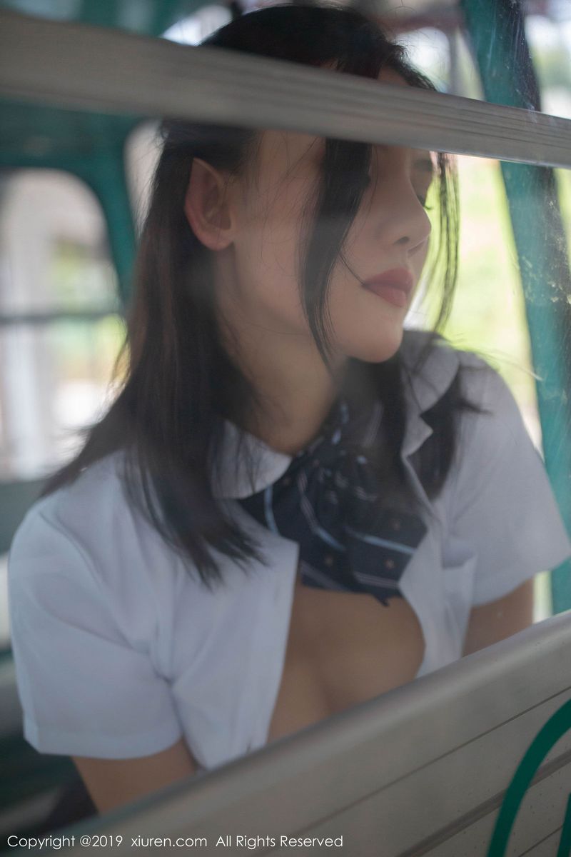 美女模特就是阿朱啊黑丝美腿不良学生主题写真