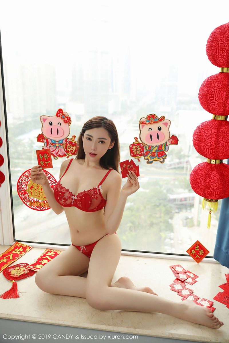 美女模特萌汉药baby红色内衣春节喜庆写真