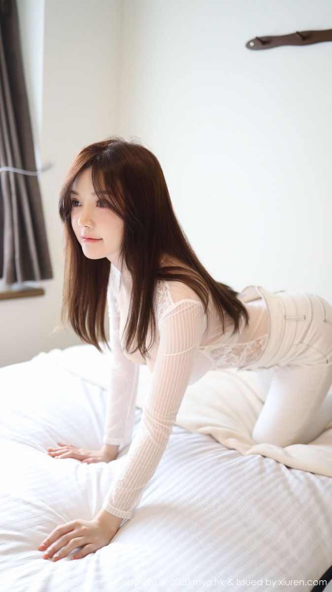 美女模特糯美子Mini私房牛仔裤系列日本旅拍