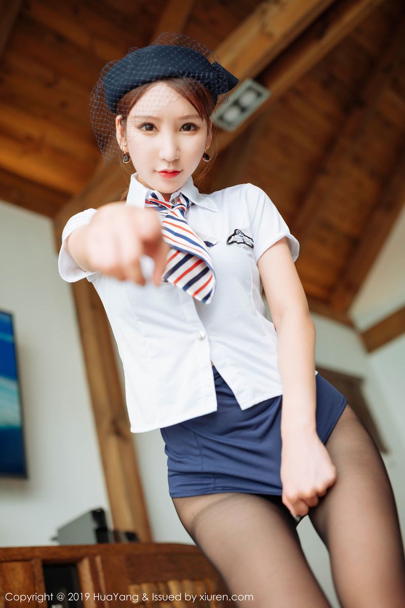 性感女神周于希Sandy空姐制服内衣诱惑丝袜写真