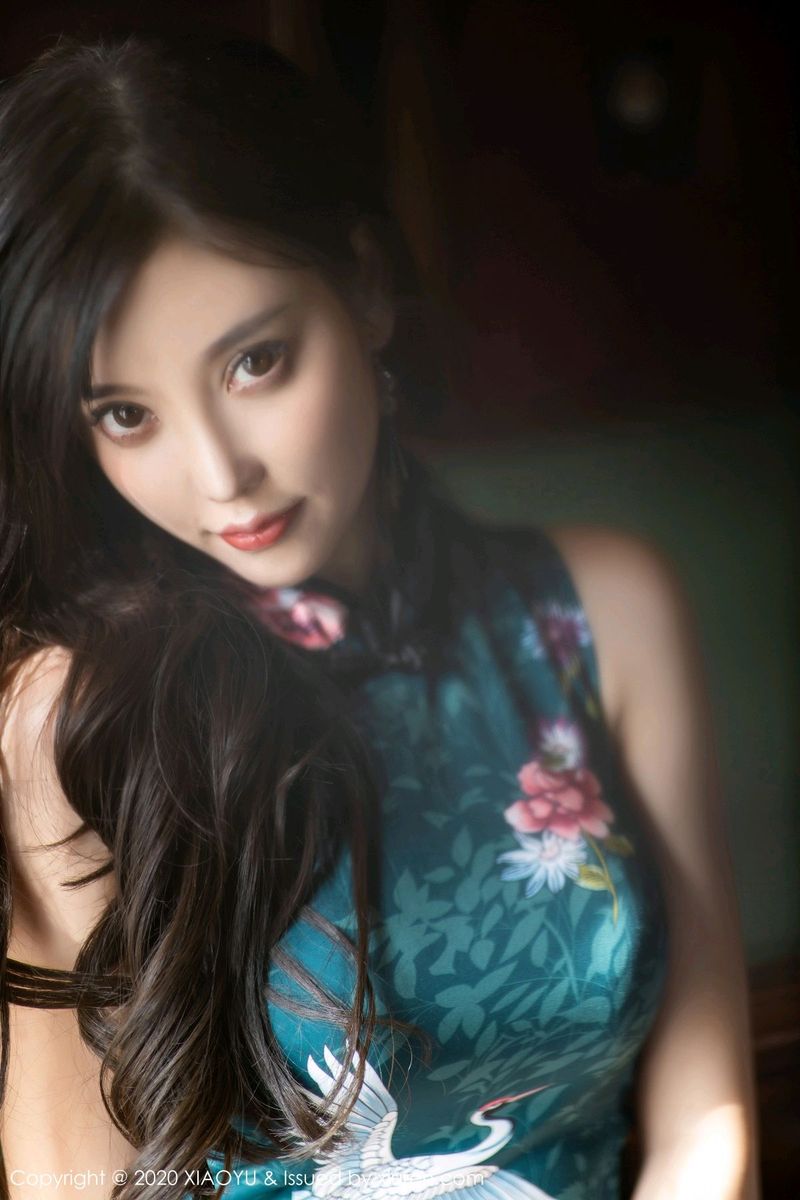 性感女神杨晨晨sugar古典旗袍&高跟鞋系列写真