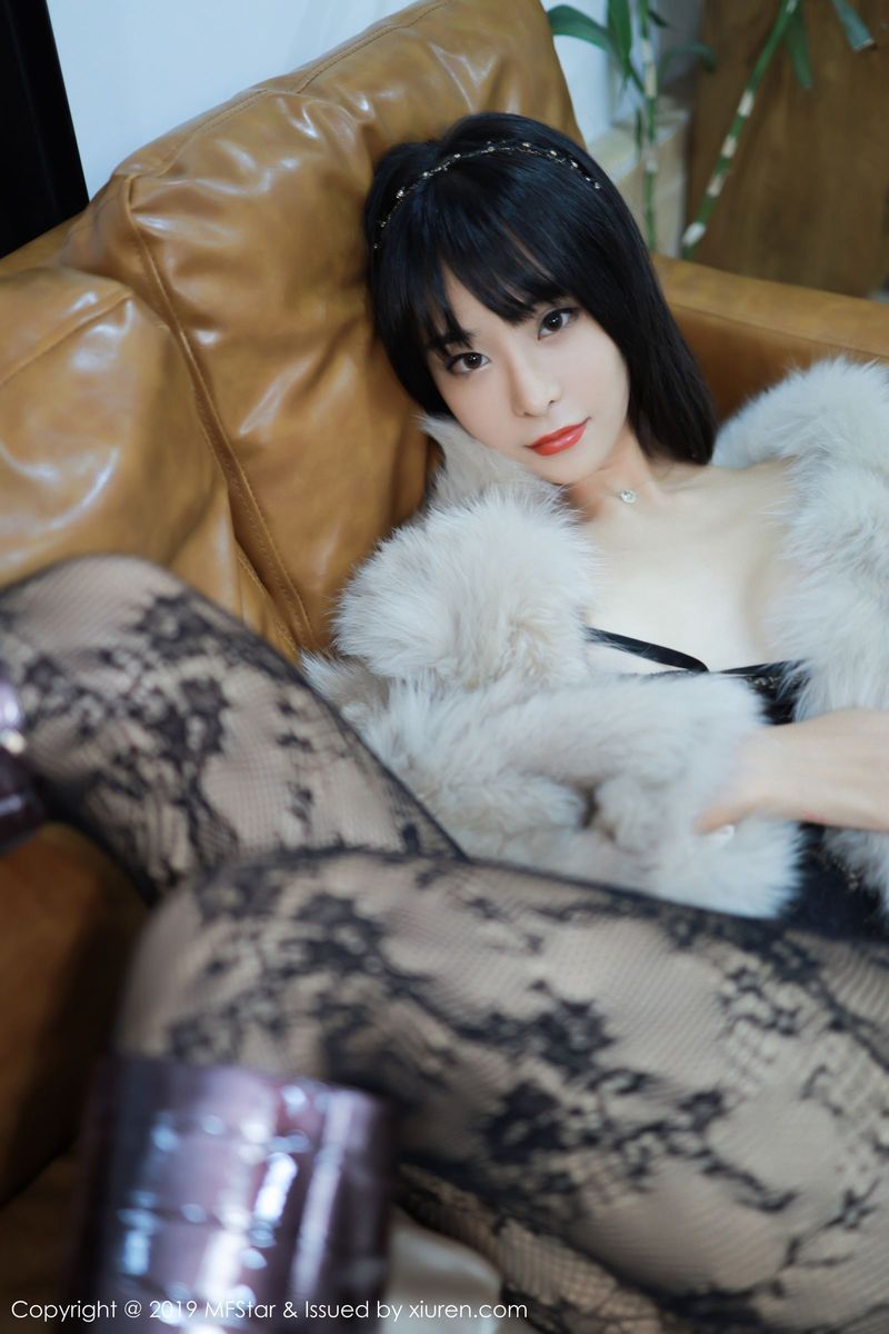 美女模特蓝夏Akasha情趣内衣婀娜姿态性感写真