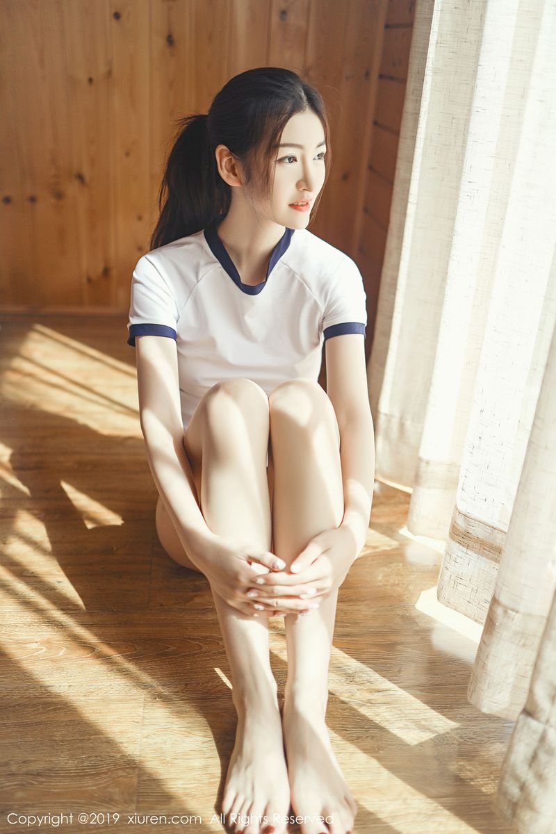 美女模特沈梦瑶酥胸半露死库水系列性感私房写真