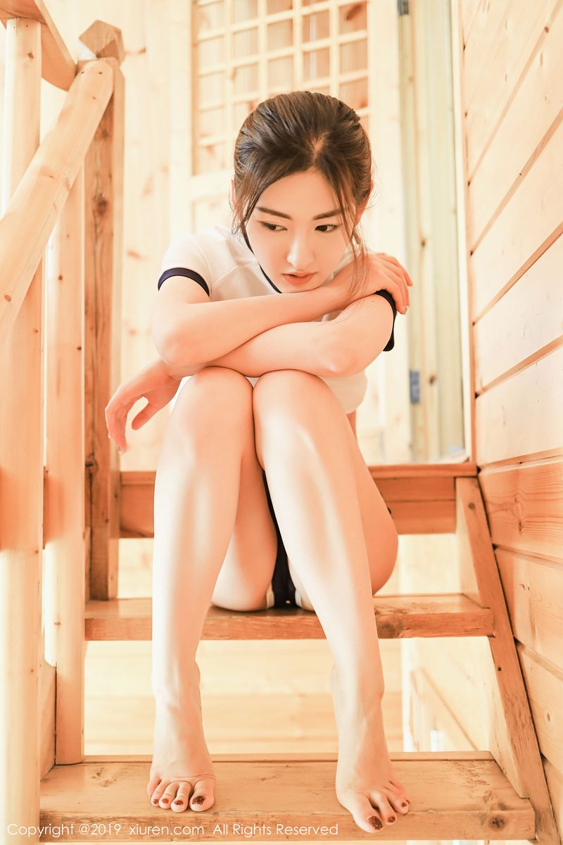 美女模特沈梦瑶酥胸半露死库水系列性感私房写真